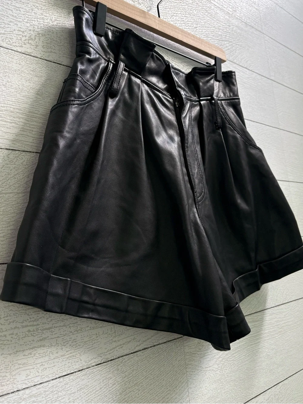 Marissa Webb Dixon Black Lamb Leather Paper Bag Shorts Size 6